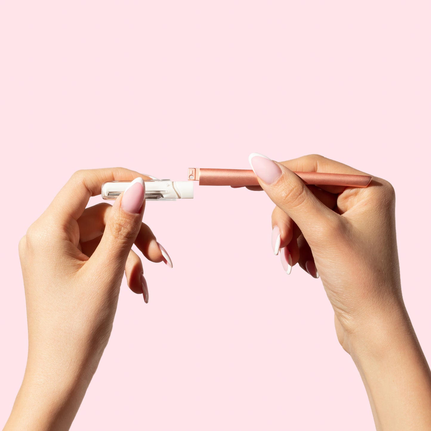 Facial razor replacement blades